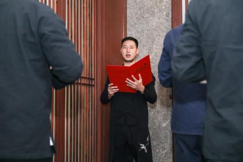 罗湖区人大常委副主任谭会茹一行莅临国际人调研