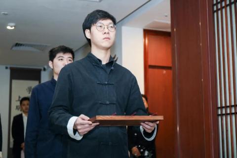 罗湖区人大常委副主任谭会茹一行莅临国际人调研