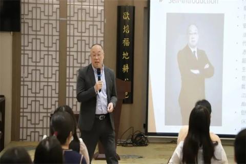 美在形体 赢在心态 | 国际人11月员工培训圆满结束