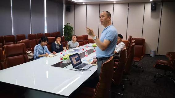 赣江南昌经开区领导受邀访问国际人加速器，为优质项目落地南昌创造新机遇